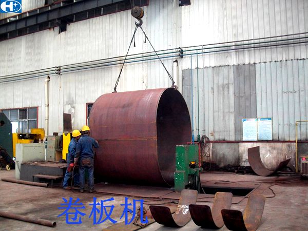 卷板機.jpg 卷板機.jpg